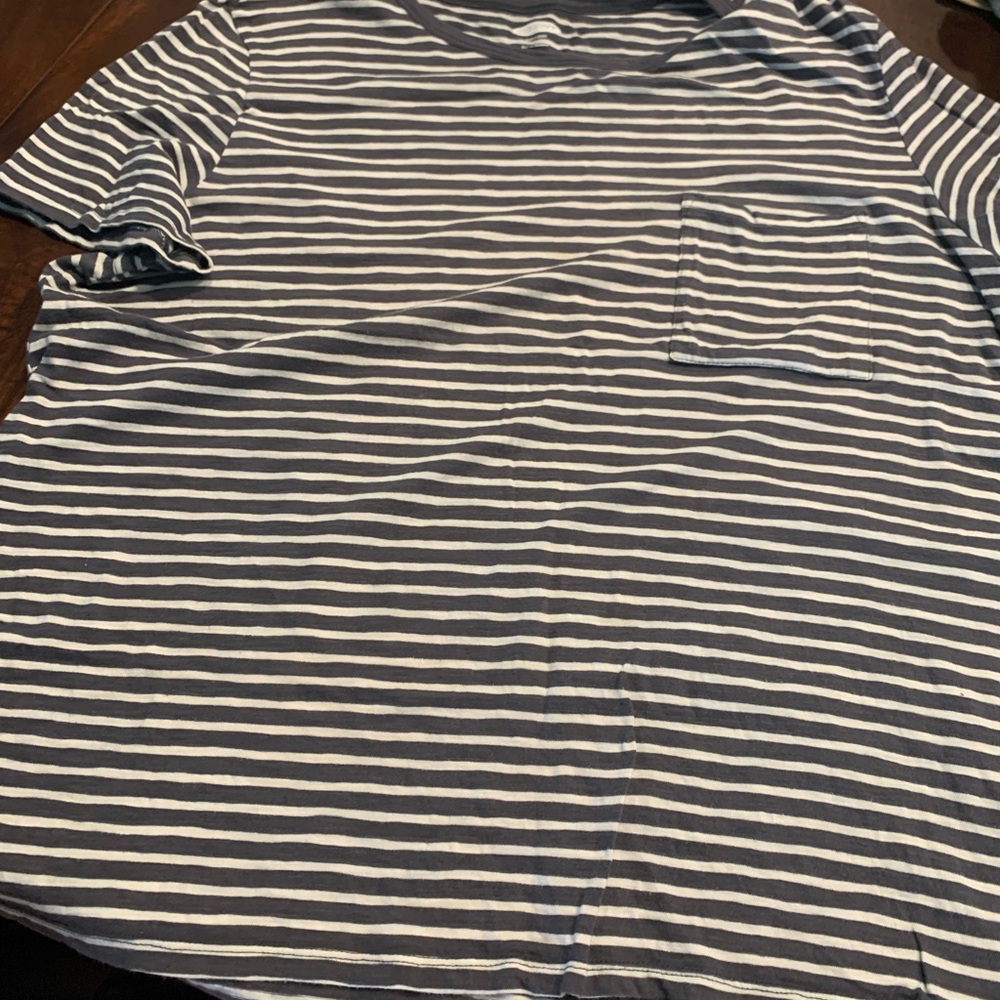 Beautiful gray boyfriend tea from old navy